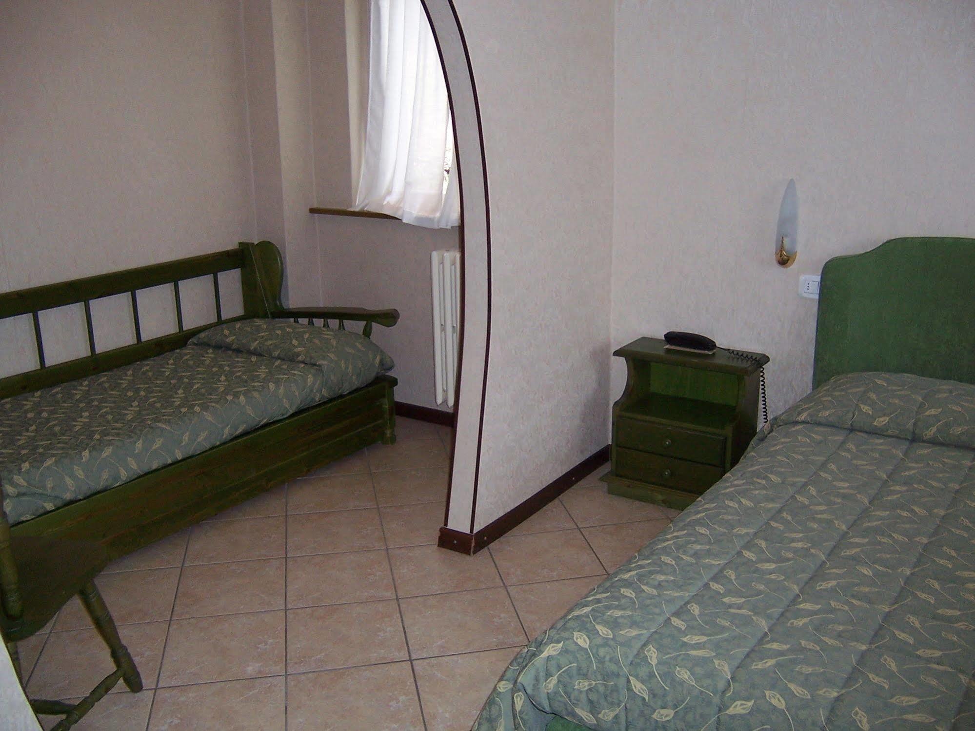 Hotel Pineta Castione della Presolana Exterior foto